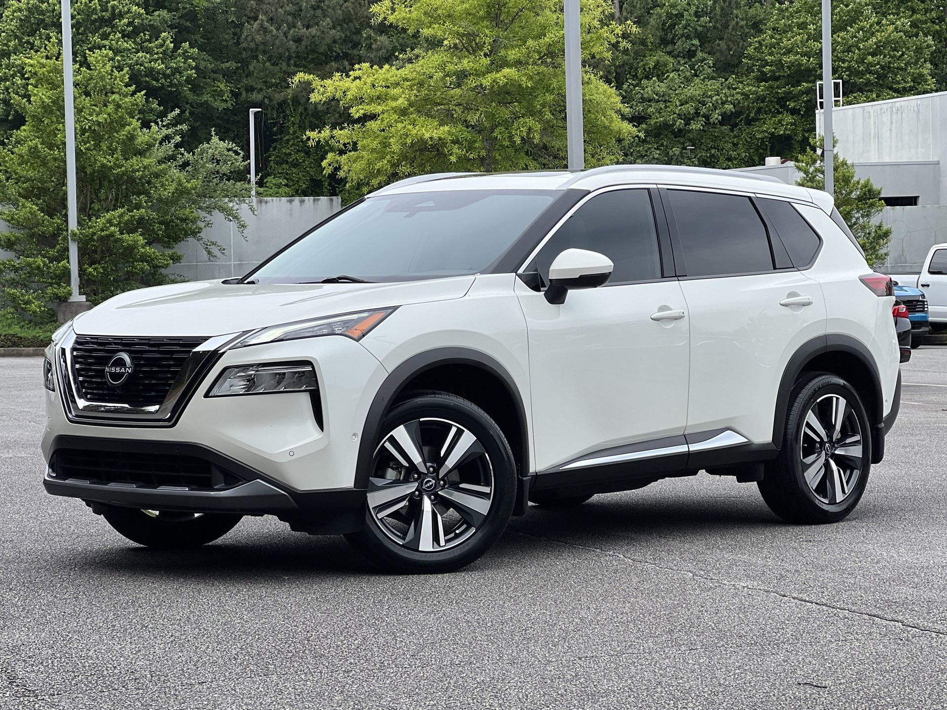 Certified 2023 Nissan Rogue SL w/ SL Premium Package