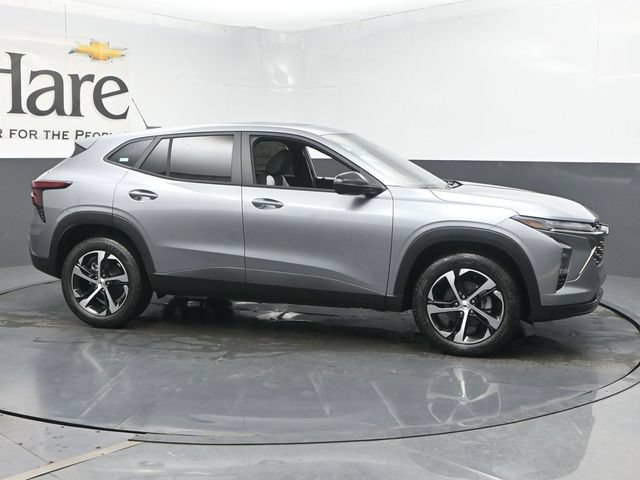 New 2026 Chevrolet Trax RS w/ Sunroof Package FWD image 27