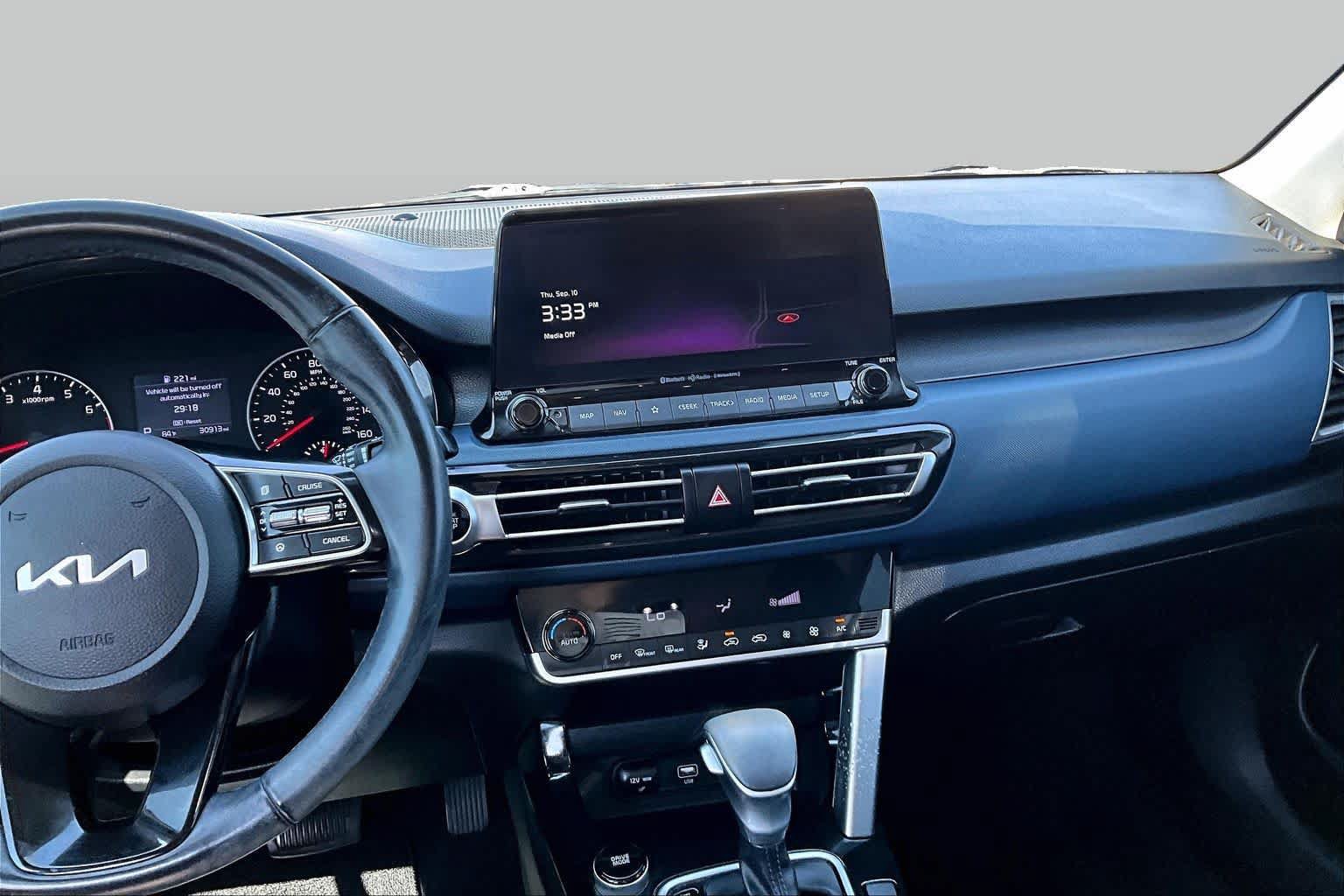 Used 2023 Kia Seltos S w/ Navigation Package FWD image 7