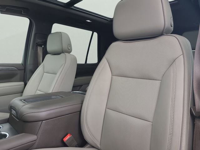 Used 2021 GMC Yukon SLT w/ SLT Luxury Plus Package RWD image 19