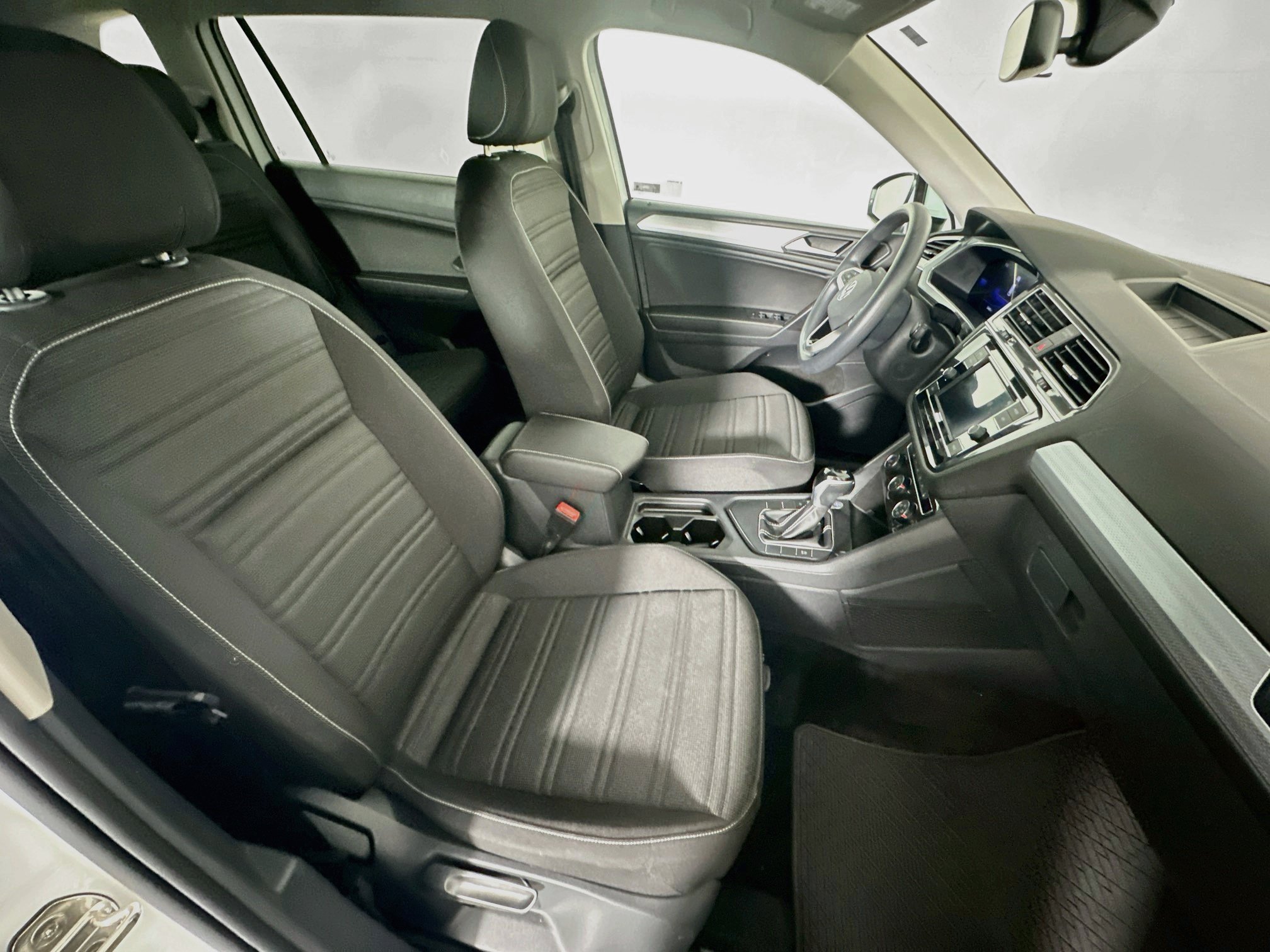 Used 2023 Volkswagen Tiguan S FWD image 30