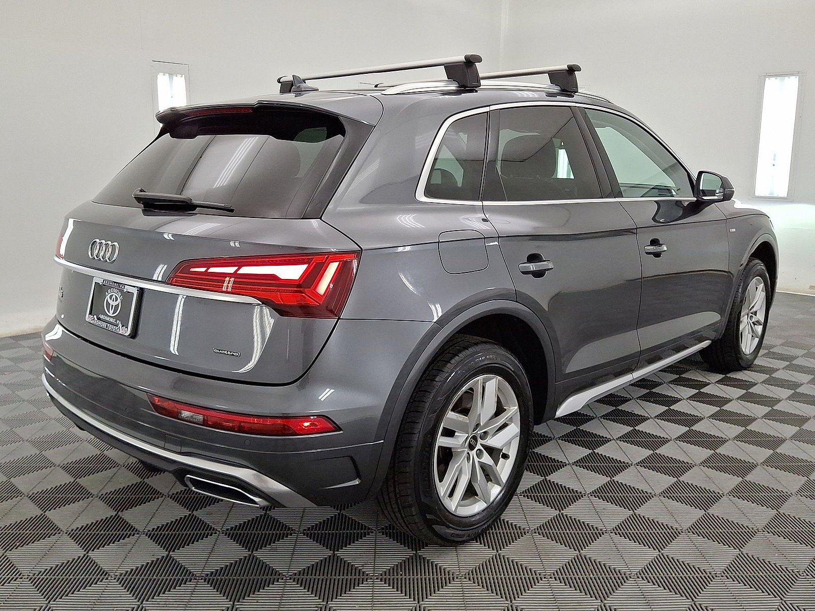 Used 2023 Audi Q5 2.0T Premium AWD/4WD image 17