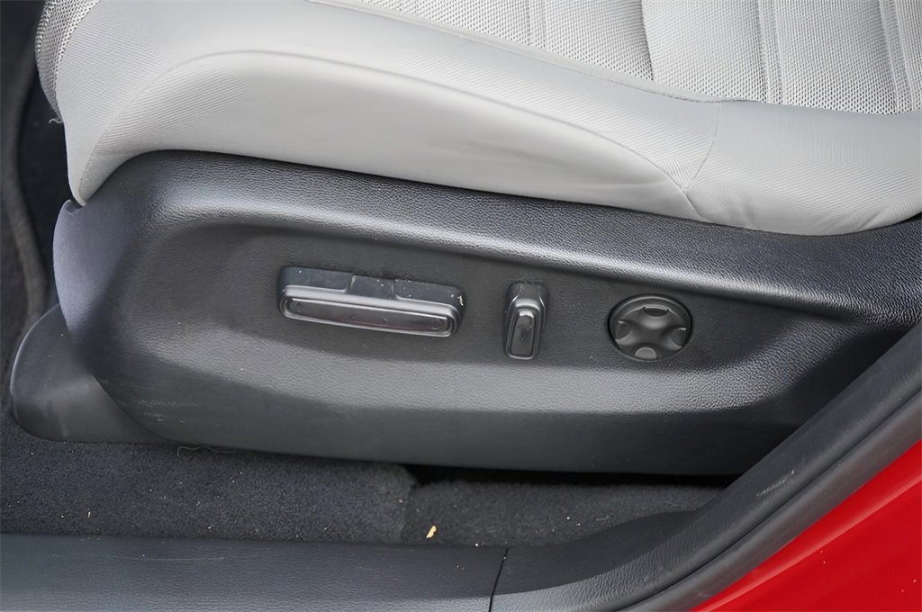 Used 2020 Honda CR-V EX image 17