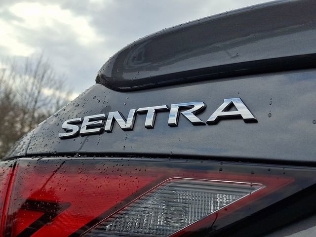 Used 2023 Nissan Sentra SR w/ SR Premium Package image 31