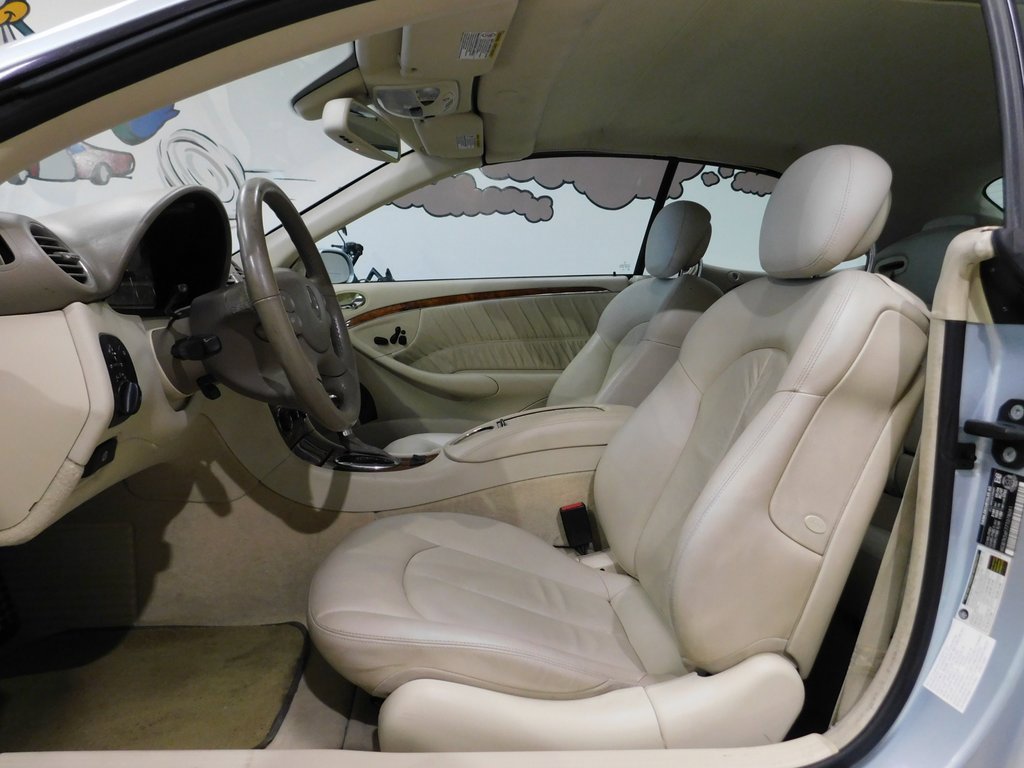 Used 2007 Mercedes-Benz CLK 350 Cabriolet image 35