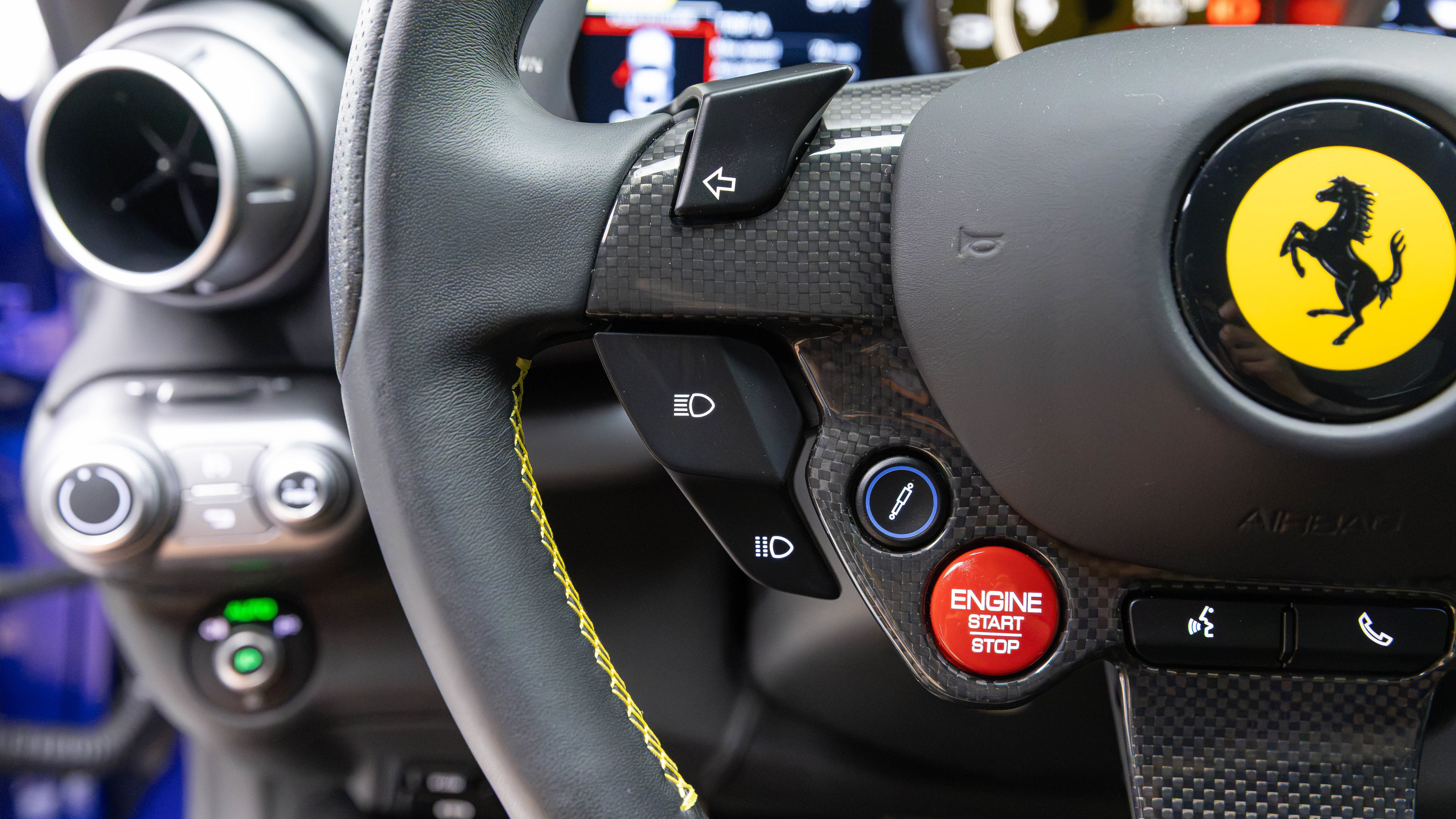 Used 2020 Ferrari 812 Superfast RWD image 24