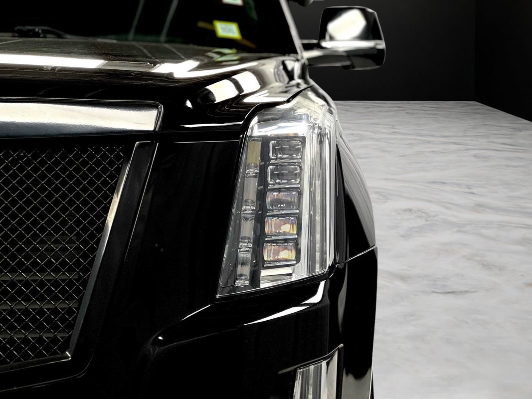 Used 2015 Cadillac Escalade ESV Platinum AWD/4WD image 9