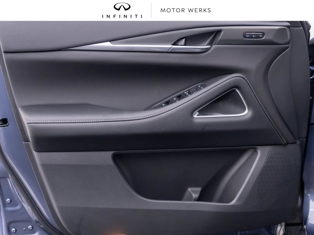 New 2027 INFINITI QX60 Luxe w/ Cargo Package AWD/4WD image 12