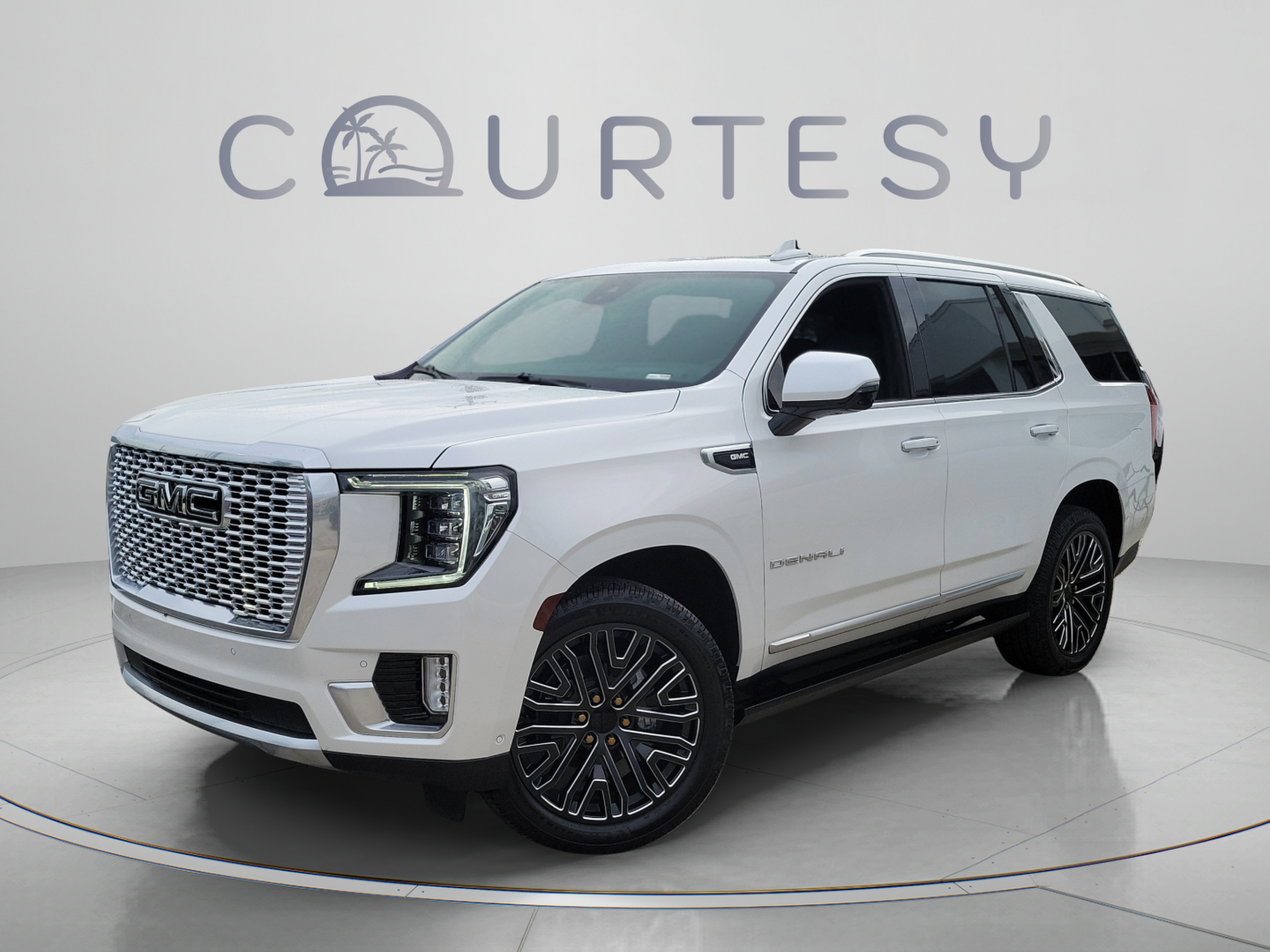 Used 2024 GMC Yukon Denali w/ Advanced Technology Package