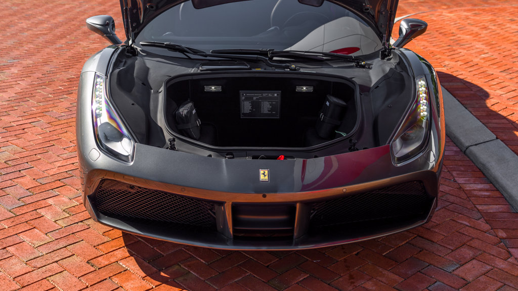 Used 2018 Ferrari 488 Spider RWD image 33