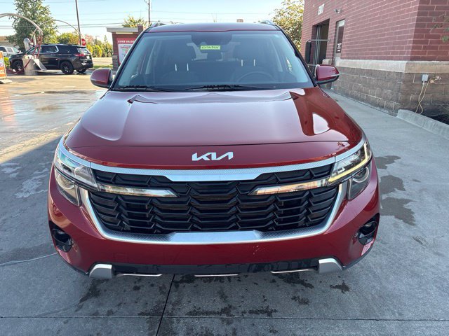 Certified 2024 Kia Seltos S AWD/4WD image 2