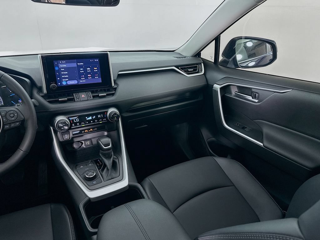 Certified 2025 Toyota RAV4 XLE Premium AWD/4WD image 23