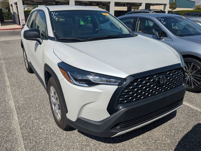 Certified 2024 Toyota Corolla Cross L image 1