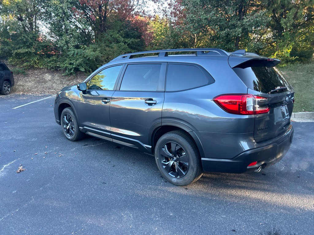 Used 2026 Subaru Ascent Premium AWD/4WD image 6