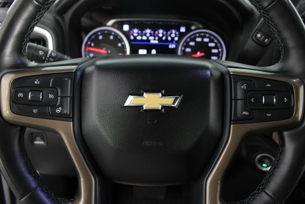 Used 2023 Chevrolet Silverado 3500 High Country AWD/4WD image 14