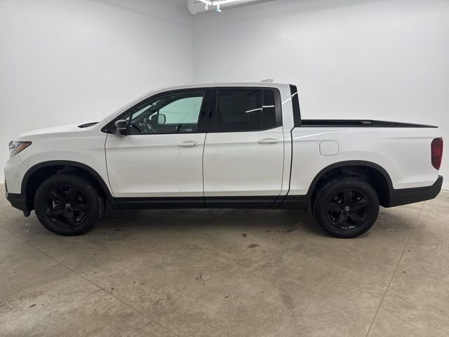 Certified 2023 Honda Ridgeline Black Edition image 8