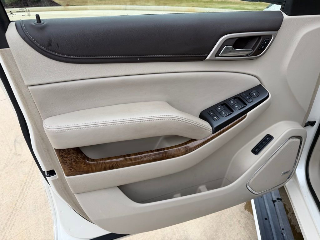 Used 2015 GMC Yukon XL Denali w/ Premium Package image 12