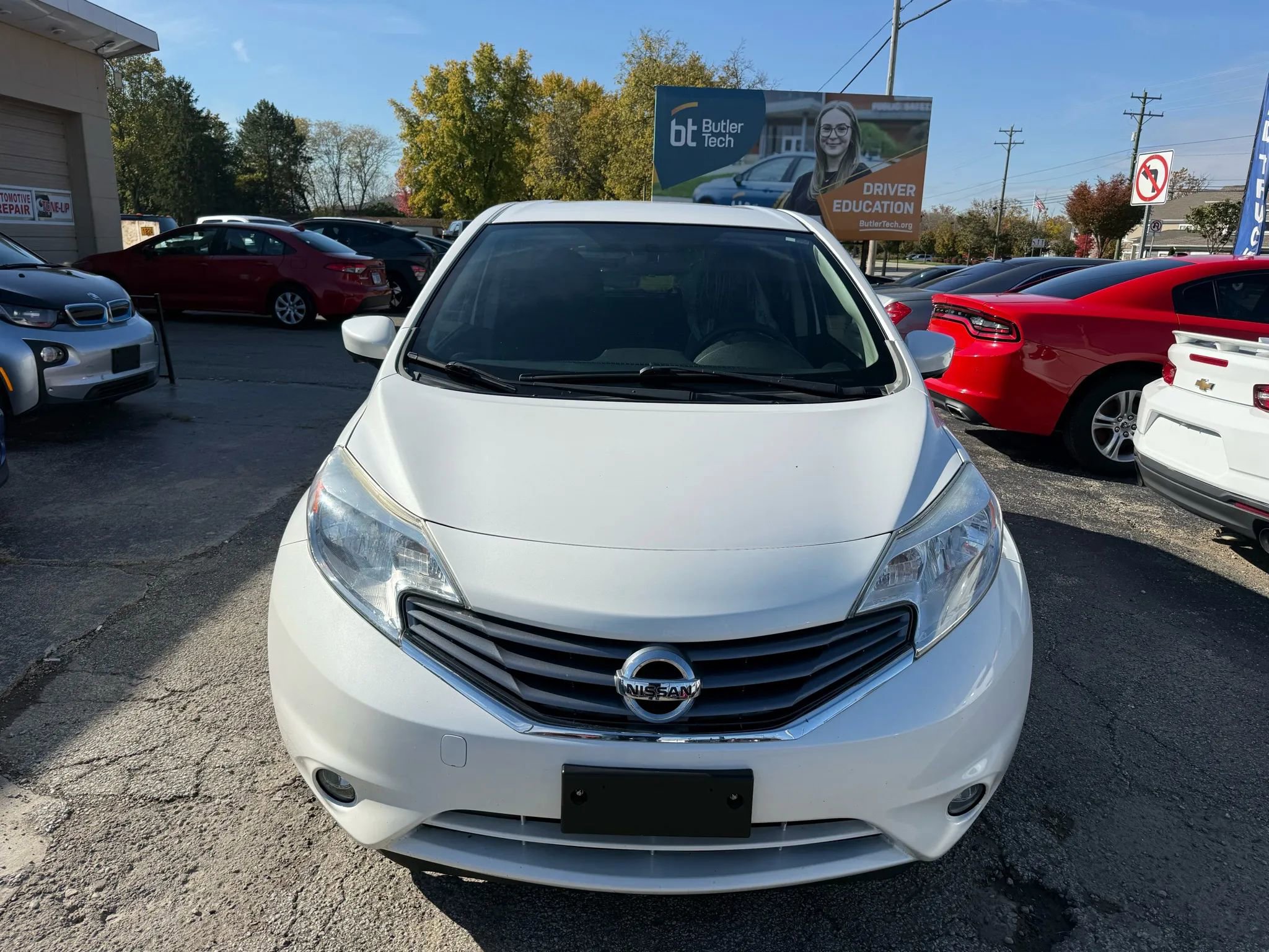 Used 2015 Nissan Versa Note Note SL Hatchback 4D image 8