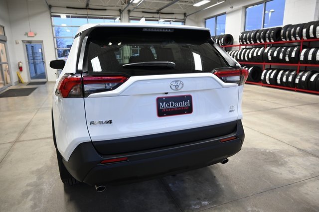 New 2025 Toyota RAV4 LE image 7