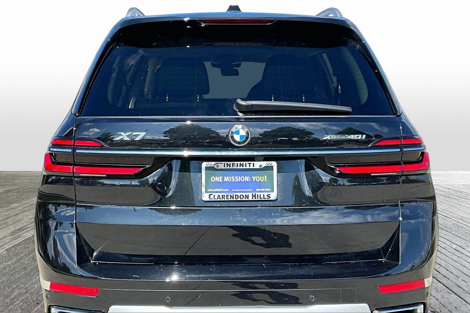 Used 2023 BMW X7 xDrive40i w/ Premium Package AWD/4WD image 7