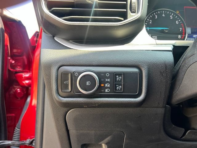 Used 2024 Ford Explorer XLT AWD/4WD image 24