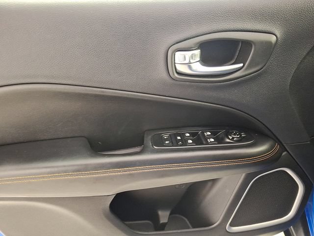 Used 2017 Jeep Compass Limited AWD/4WD image 14