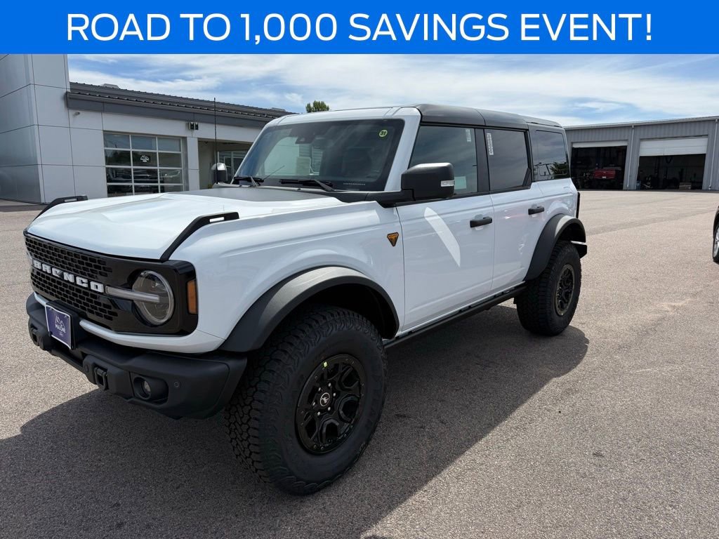 New 2025 Ford Bronco Badlands image 3