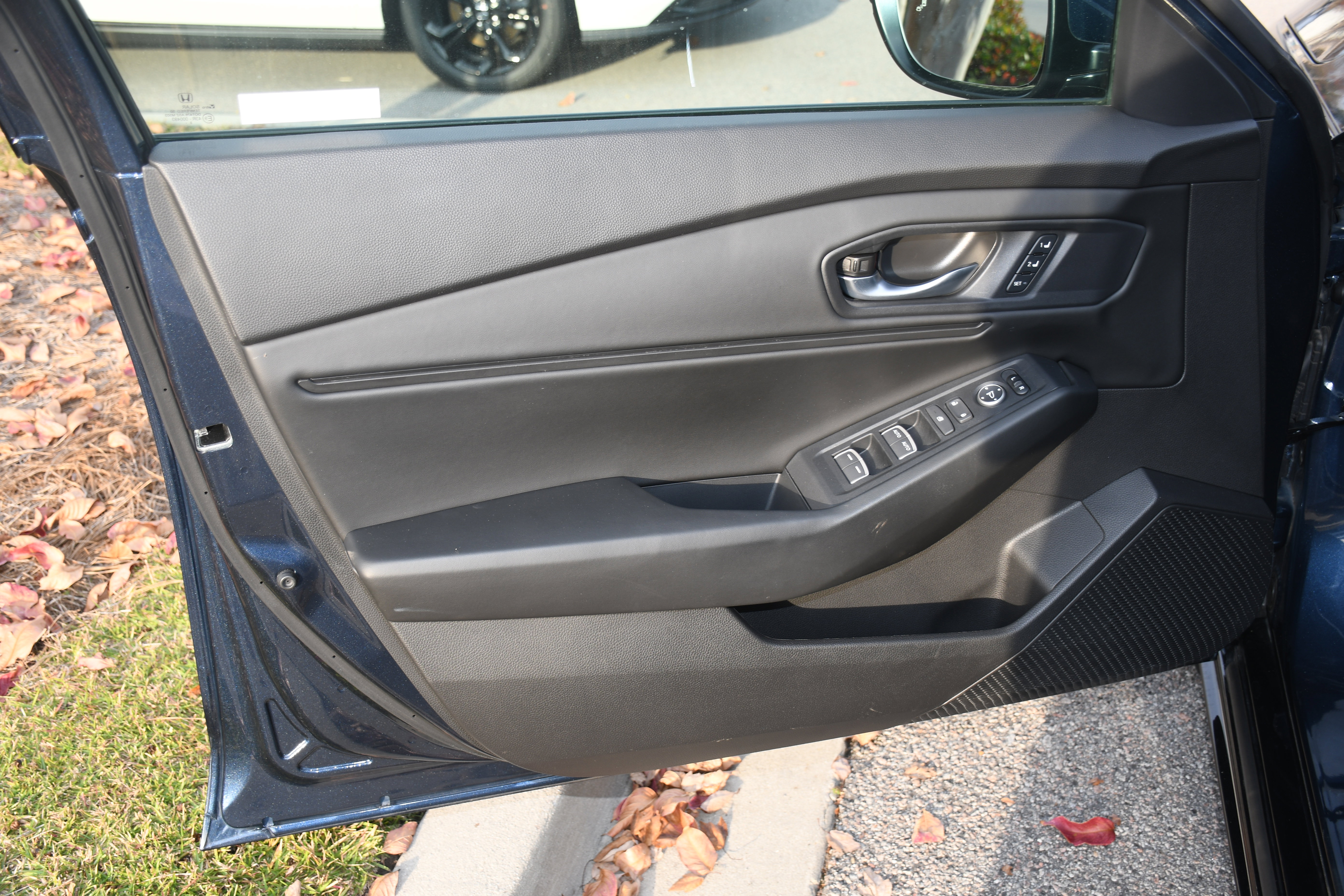 Certified 2024 Honda Accord EX-L image 10