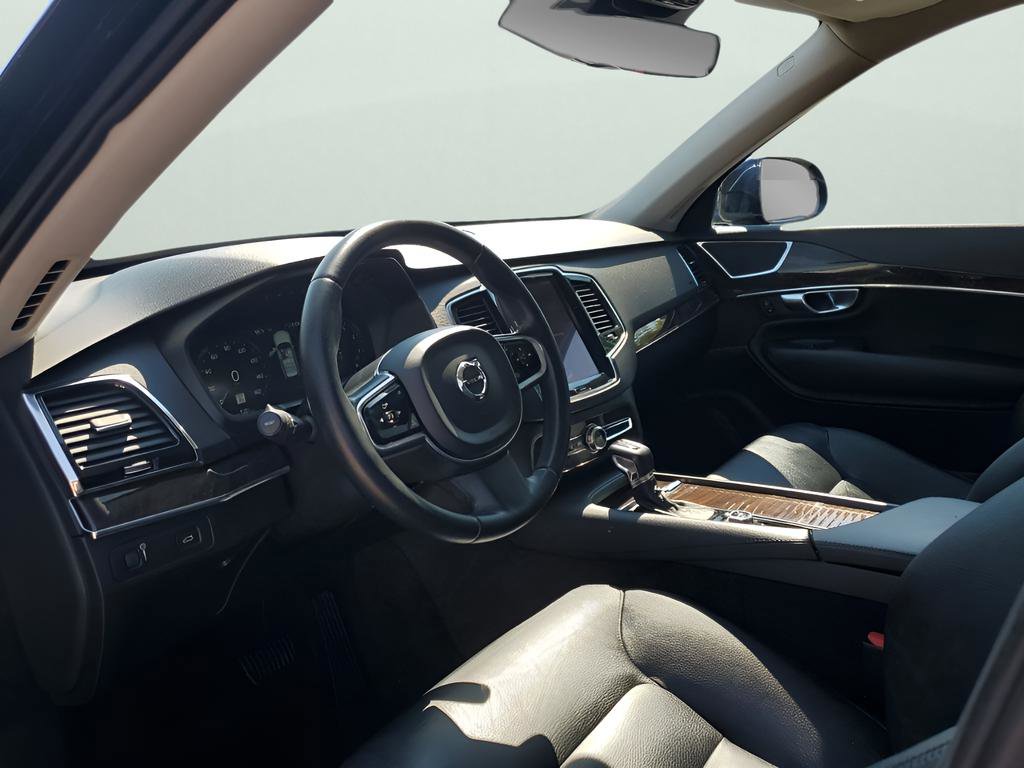 Used 2017 Volvo XC90 T5 Momentum w/ Vision Package image 26