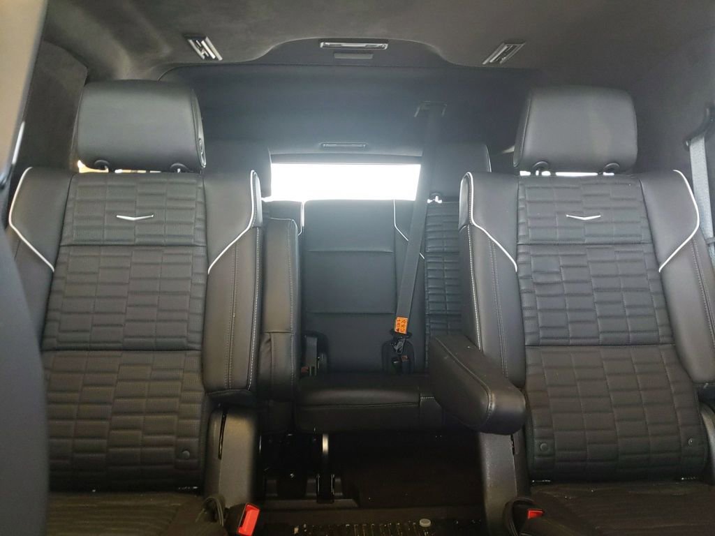 Used 2023 Cadillac Escalade ESV V AWD/4WD image 40