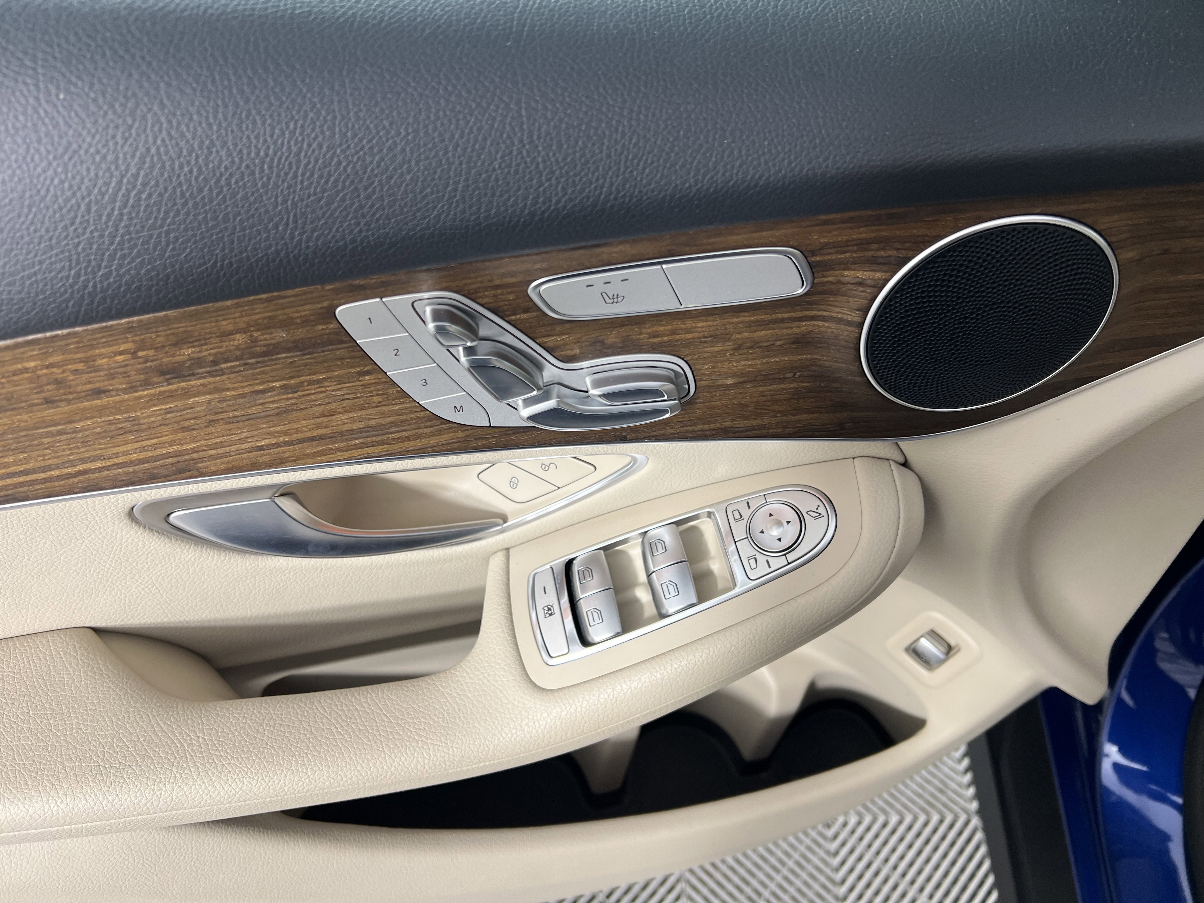 Certified 2022 Mercedes-Benz GLC 300 4MATIC image 18