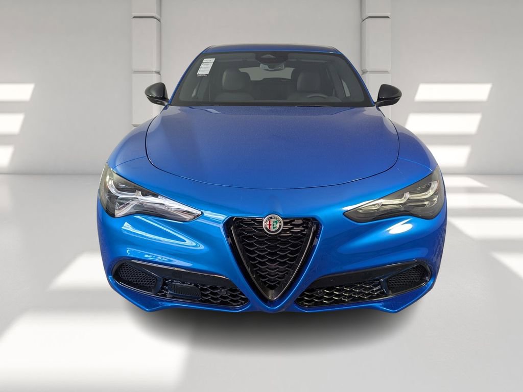 New 2025 Alfa Romeo Stelvio Sprint w/ Convenience Package image 3