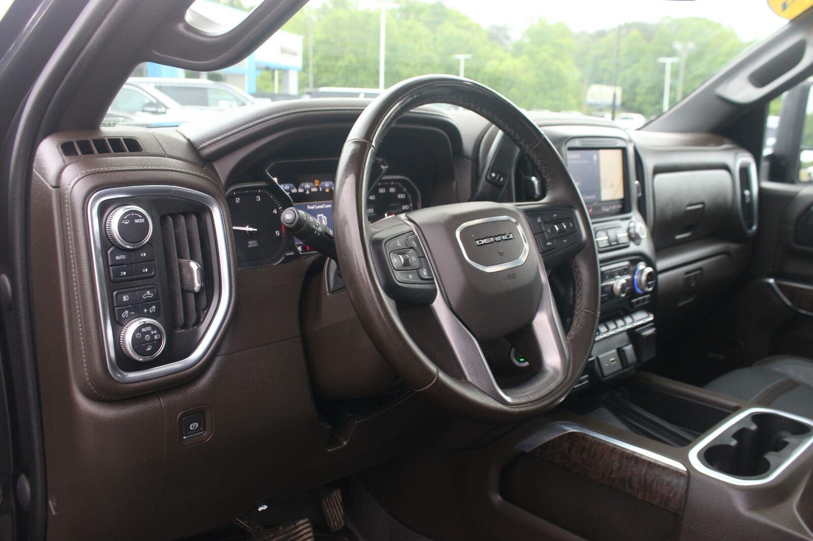 Used 2023 GMC Sierra 2500 Denali AWD/4WD image 18