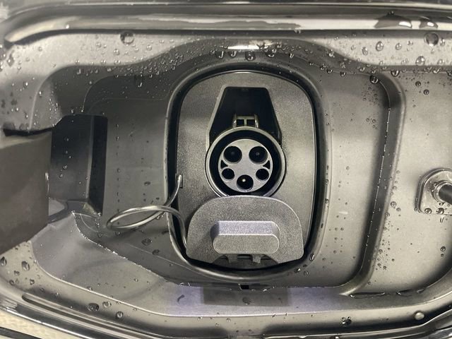 Used 2025 Chevrolet Equinox EV LT image 29