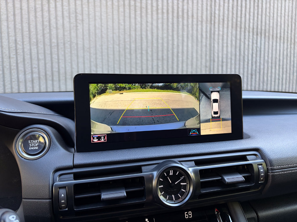 Used 2024 Lexus IS 500 RWD image 44