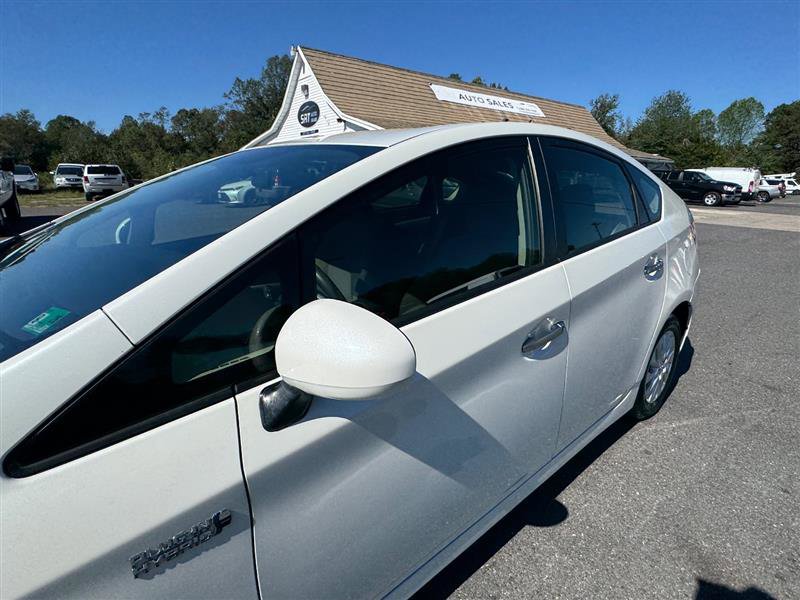 Used 2013 Toyota Prius Prime Plug-In Hybrid image 12