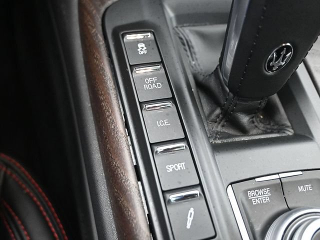 Used 2023 Maserati Levante GT AWD/4WD image 28