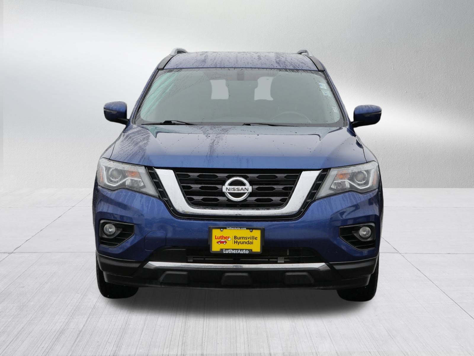 Used 2019 Nissan Pathfinder SV video 2