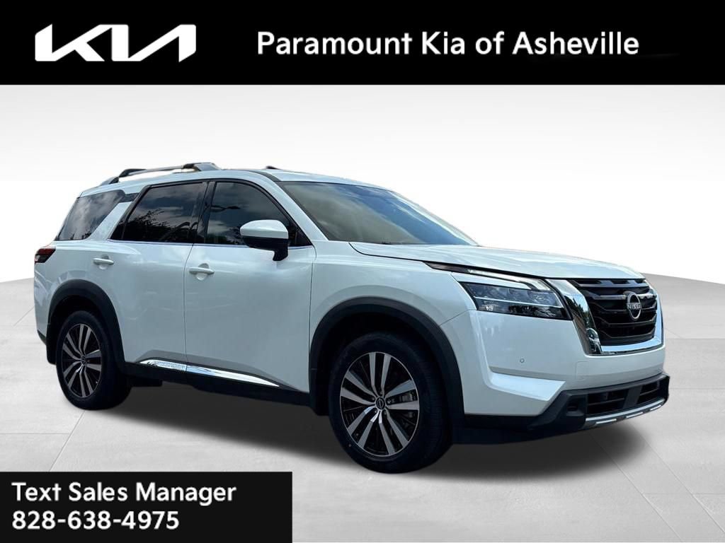Used 2024 Nissan Pathfinder Platinum w/ Cargo Package AWD/4WD image 1