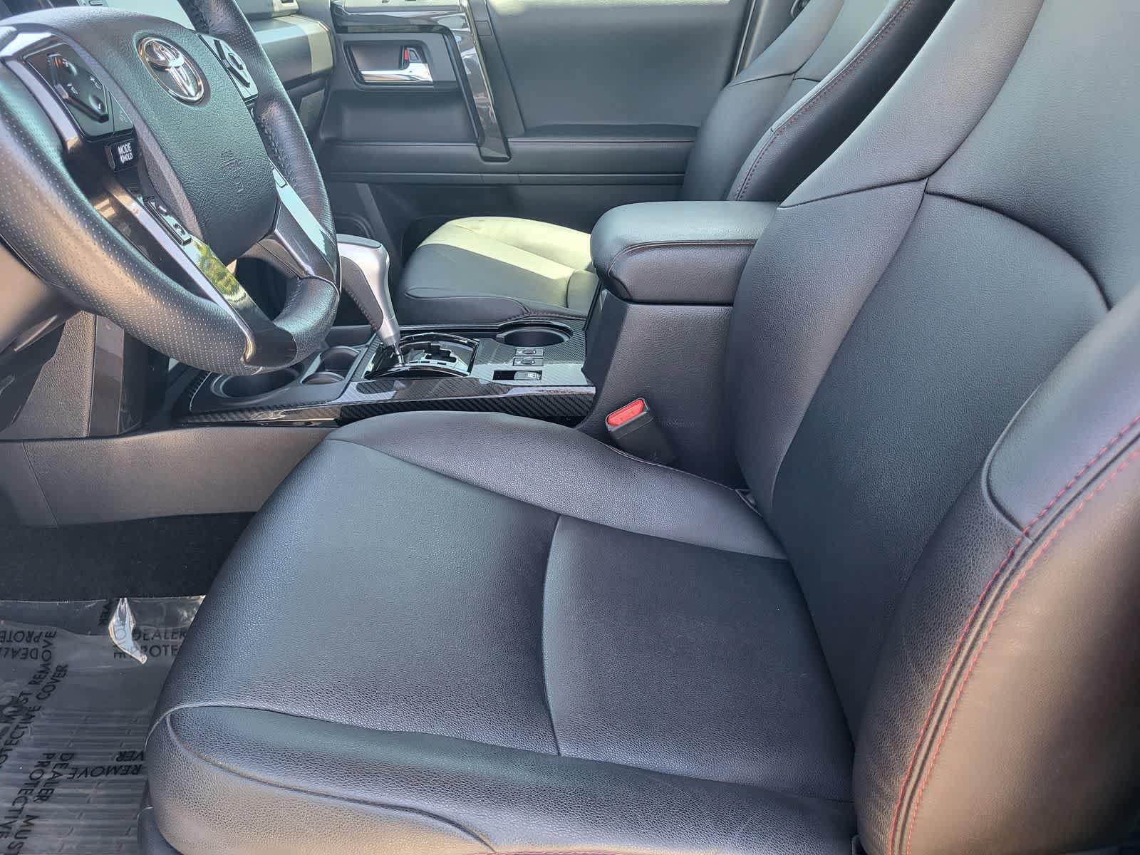 Used 2023 Toyota 4Runner TRD Off-Road Premium AWD/4WD image 27