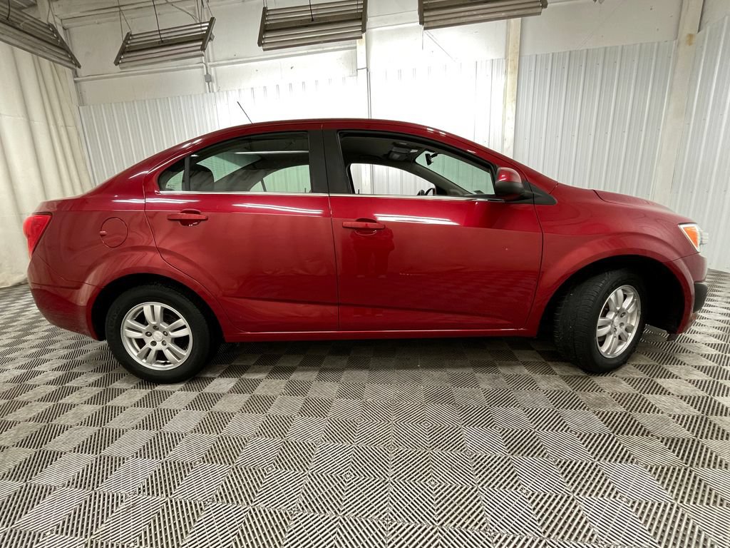 Used 2016 Chevrolet Sonic LT FWD image 13