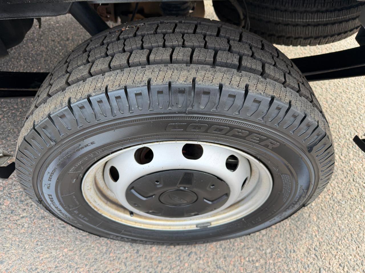 Used 2019 Ford Transit 250 130 Low Roof image 35