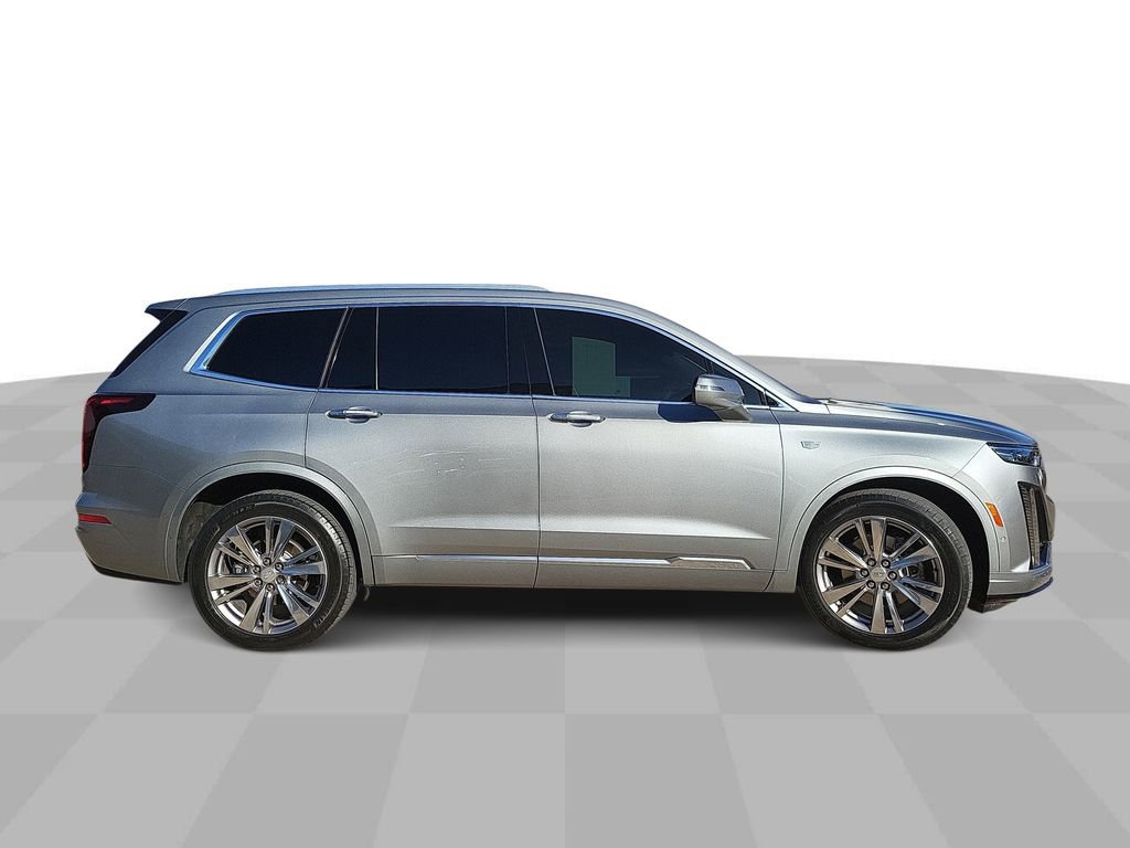Used 2023 Cadillac XT6 Premium Luxury w/ Technology Package image 9