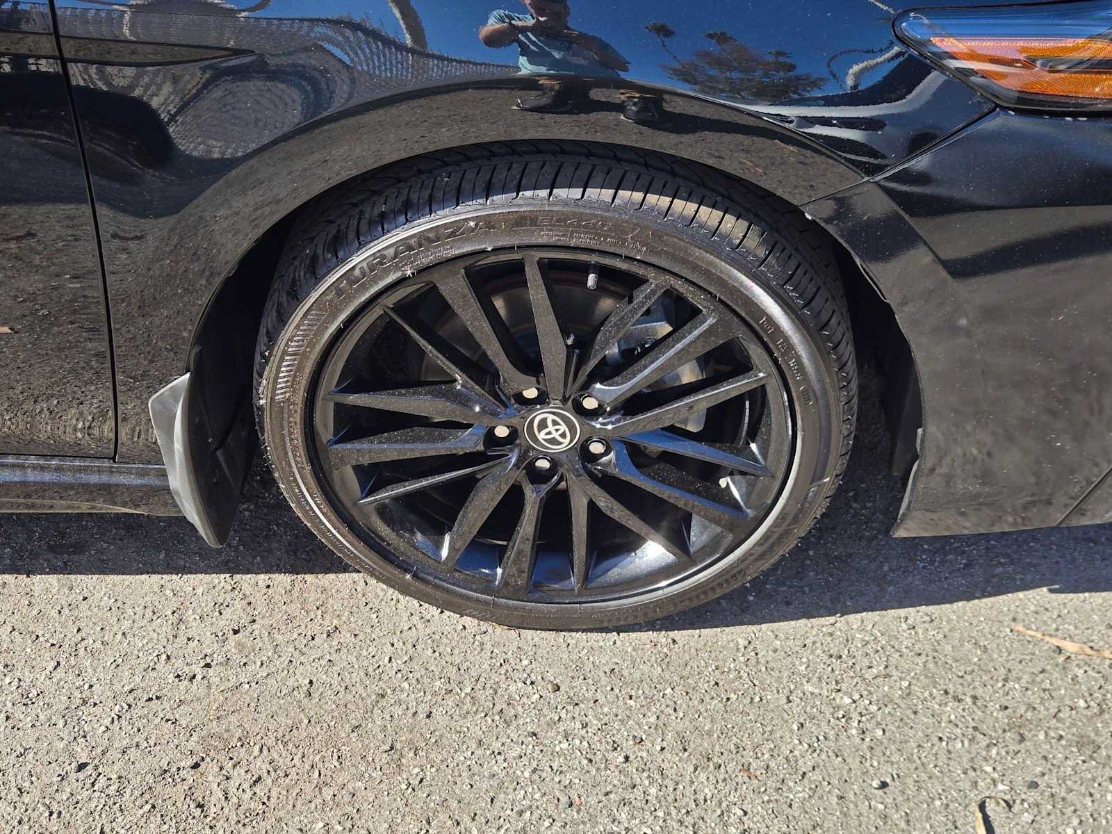 Used 2024 Toyota Camry XSE FWD image 9