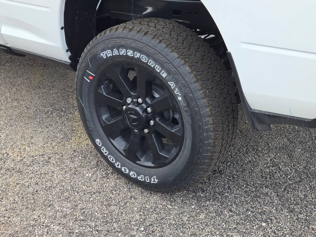 New 2026 RAM 2500 Laramie AWD/4WD image 21