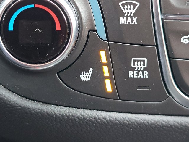 Used 2024 Chevrolet Equinox LT w/ LPO, Floor Liner Package FWD image 4