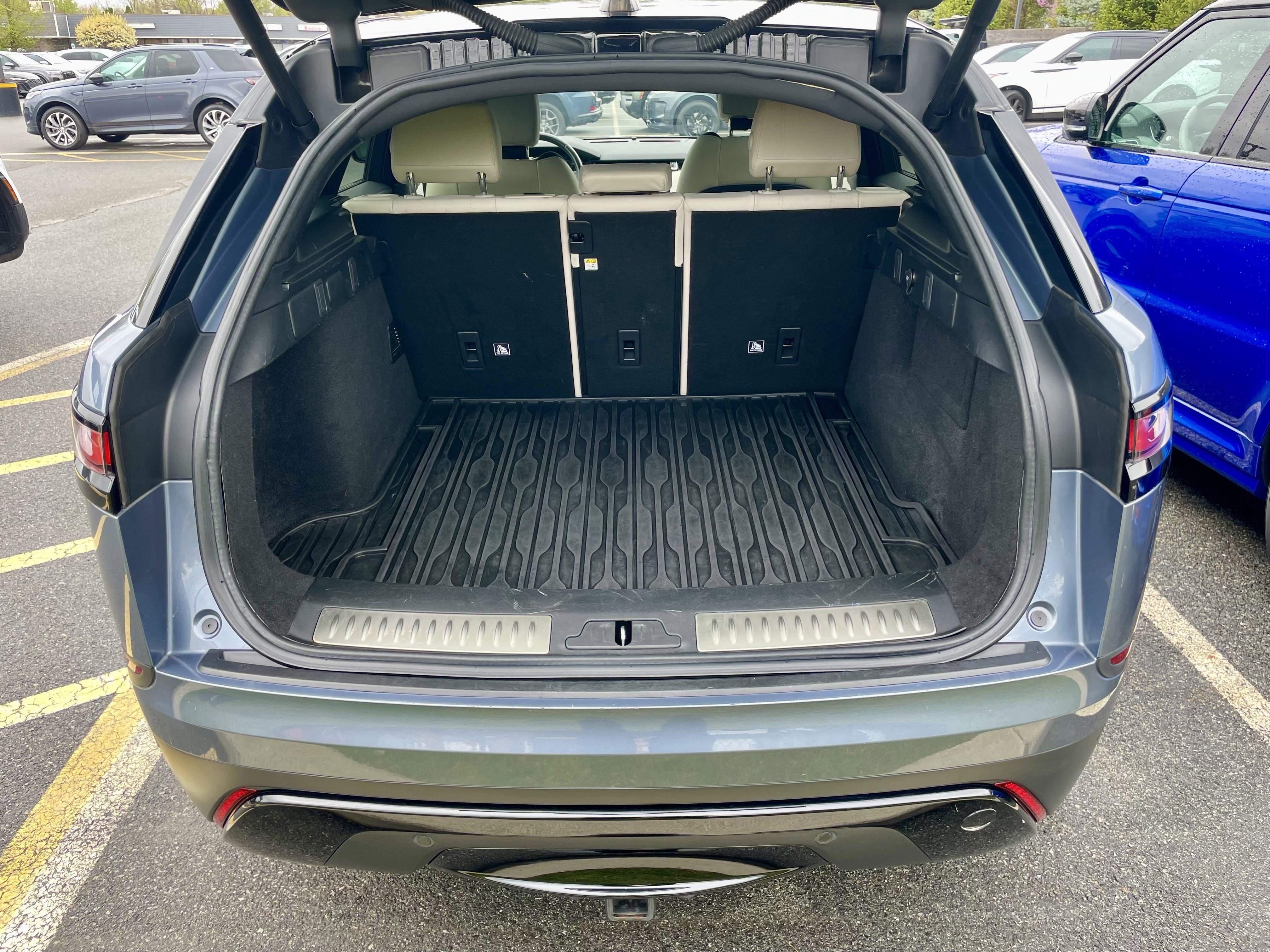 Used 2020 Land Rover Range Rover Velar S AWD/4WD image 36