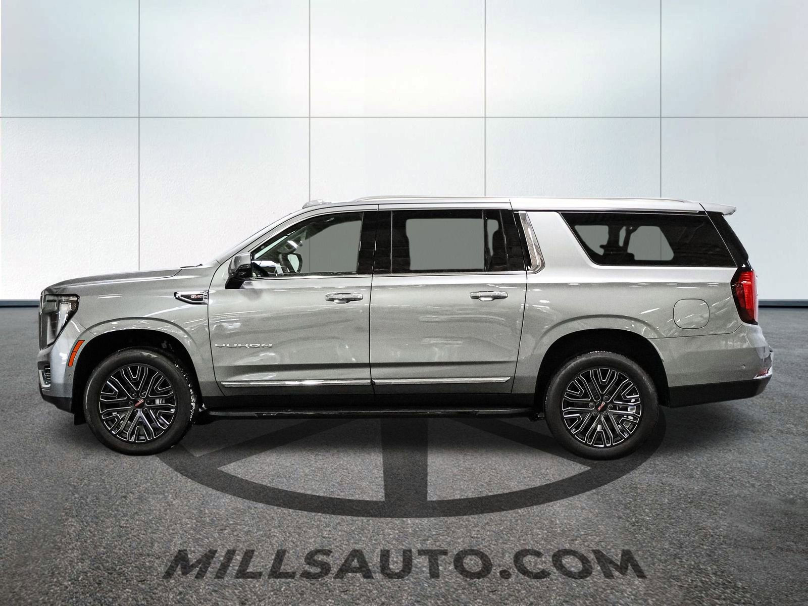 New 2026 GMC Yukon XL Elevation w/ LPO, Floor Liner Package image 3