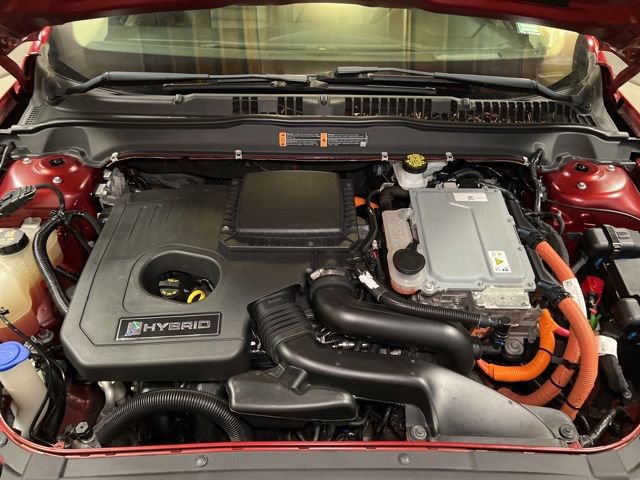 Used 2019 Ford Fusion SEL image 18