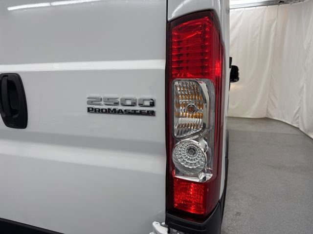 Used 2025 RAM ProMaster 2500 w/ Convenience Group image 7